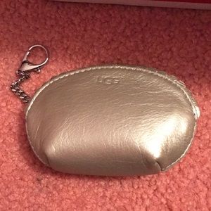 Ugg Clam shell pouch key🌸